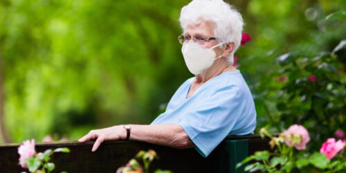 Assisted Living Boca Raton | 4 Ways to Combat Pneumonia in the Elderly